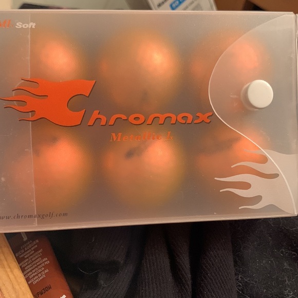 CHROMAX METALLIC Gold Golf balls NEW - Picture 2 of 7